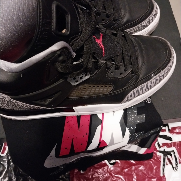 Jordan's - Picture 2 of 2